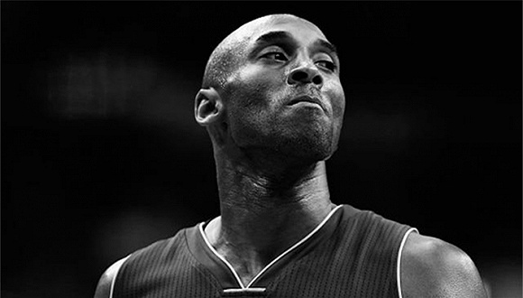 英超榜首再度易主，冠军争夺进入白热化（英超榜首再易主，争冠之战愈演愈烈）