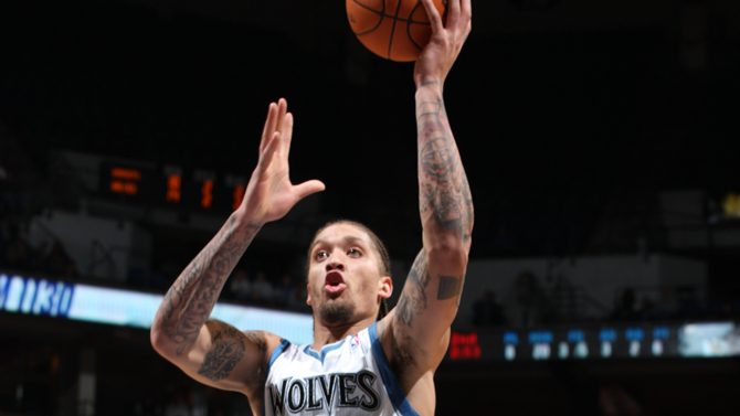 切利克：为罗马效力非常开心；续约？会等到合适的时间再谈（切利克：在罗马踢球很开心，续约将择机再谈）