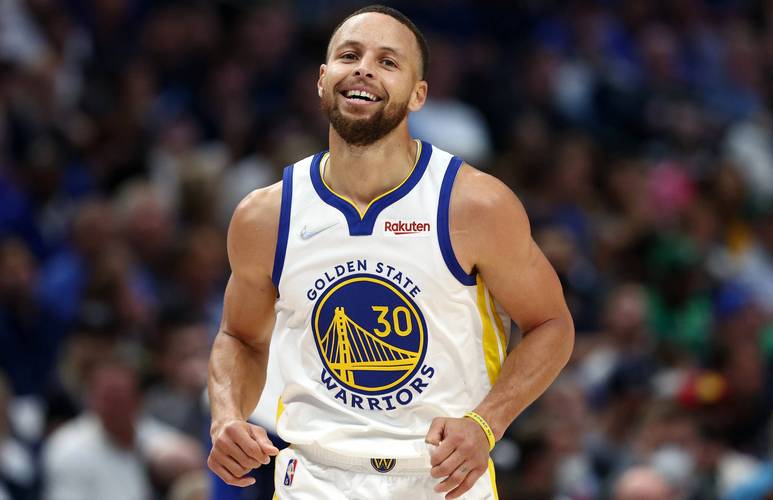 维斯塔潘和诺里斯黄胎起步，皮亚斯特里使用硬胎起步（维斯塔潘与诺里斯黄胎起步，皮亚斯特里硬胎出发）