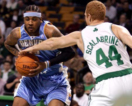 篮球火箭新秀连续三场得分20+，表现惊艳（火箭新秀连续三战20+，表现抢眼）