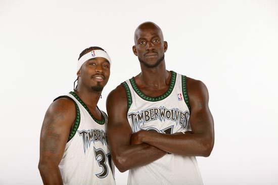 王燊超：后点射门进球是我的特点，队里每个人都是被需要的（王燊超：后点包抄破门是我的招牌，球队人人不可或缺）