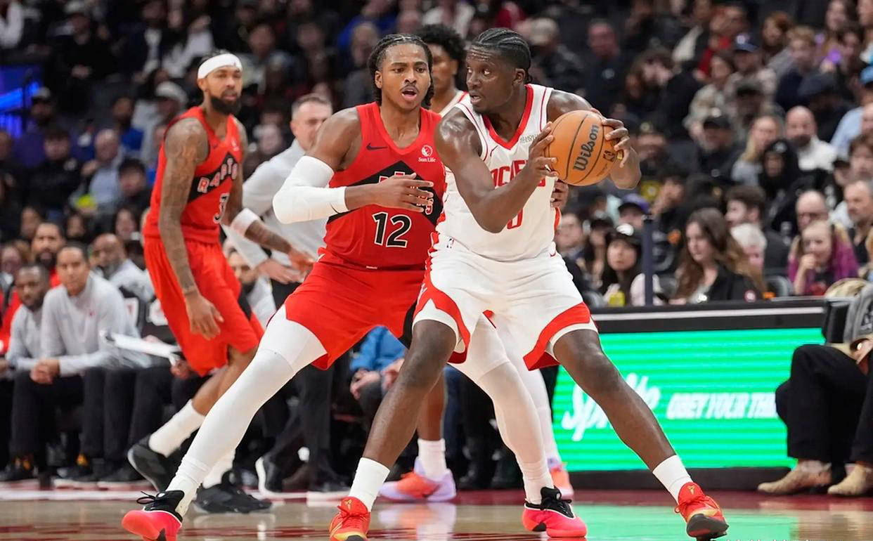 乔纳森-戴维：我可以踢任何位置；一直在训练后进行加练（乔纳森-戴维：可踢任意位置，训练后坚持加练）