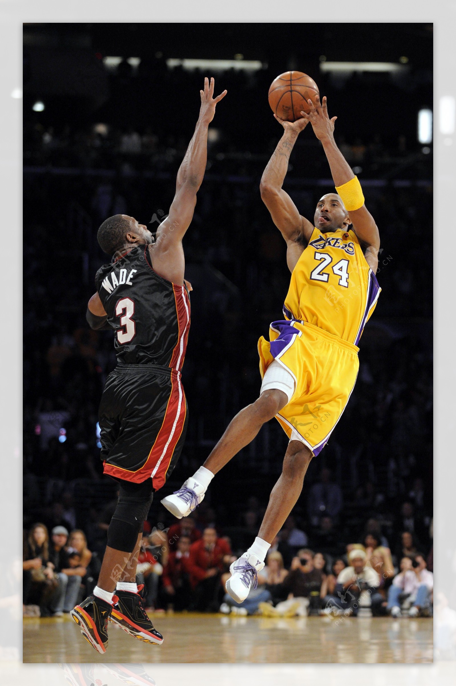 米兰旧将埃拉尼奥：国米实力更强，但米兰一直都能踢好德比（米兰名宿埃拉尼奥：国米更胜一筹，米兰历来德比表现不俗）