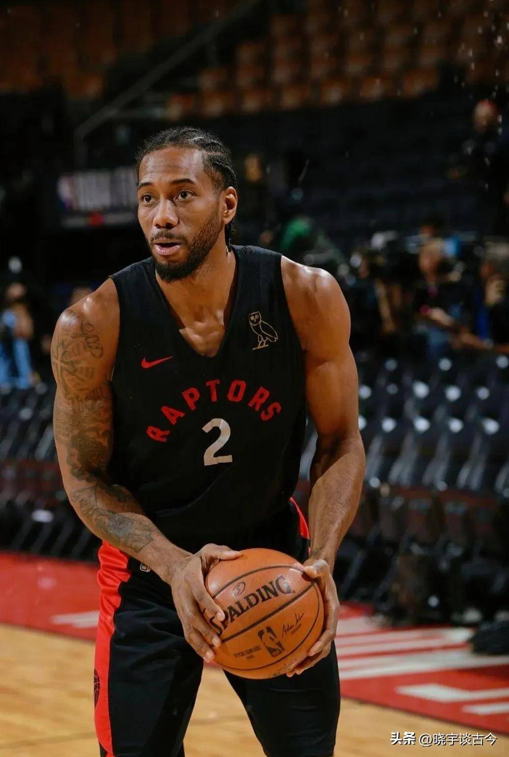 关了还是开了？黑豹vsNAVI图一多名选手出现技术问题陷入暂停（黑豹对阵NAVI首图多名选手遭遇技术故障，比赛紧急暂停）