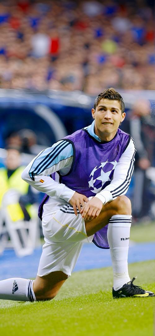 申花可考虑从巴西联赛引援补强，四位目标人选预测，值得期待（申花瞄准巴西联赛补强：四大目标人选前瞻，值得期待）