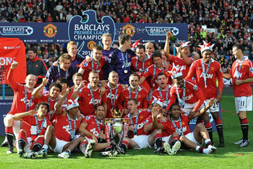 打满12分钟！怀特首节投篮10中5，得到12分2篮板2助攻（怀特首节打满12分钟，10投5中贡献12分2篮板2助攻）