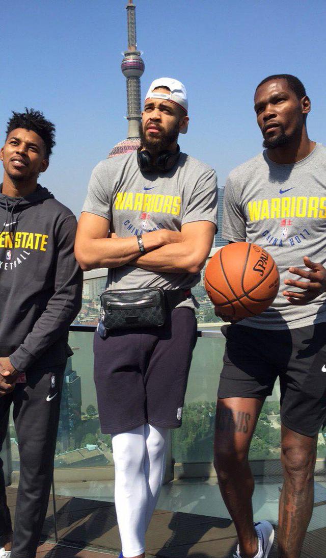 NBA战报：锡安替补24+9，浓眉空砍35+17，鹈鹕119-113独行侠（NBA速递：锡安替补砍24分9板，浓眉35分17板难救主，鹈鹕119-113力克独行侠）