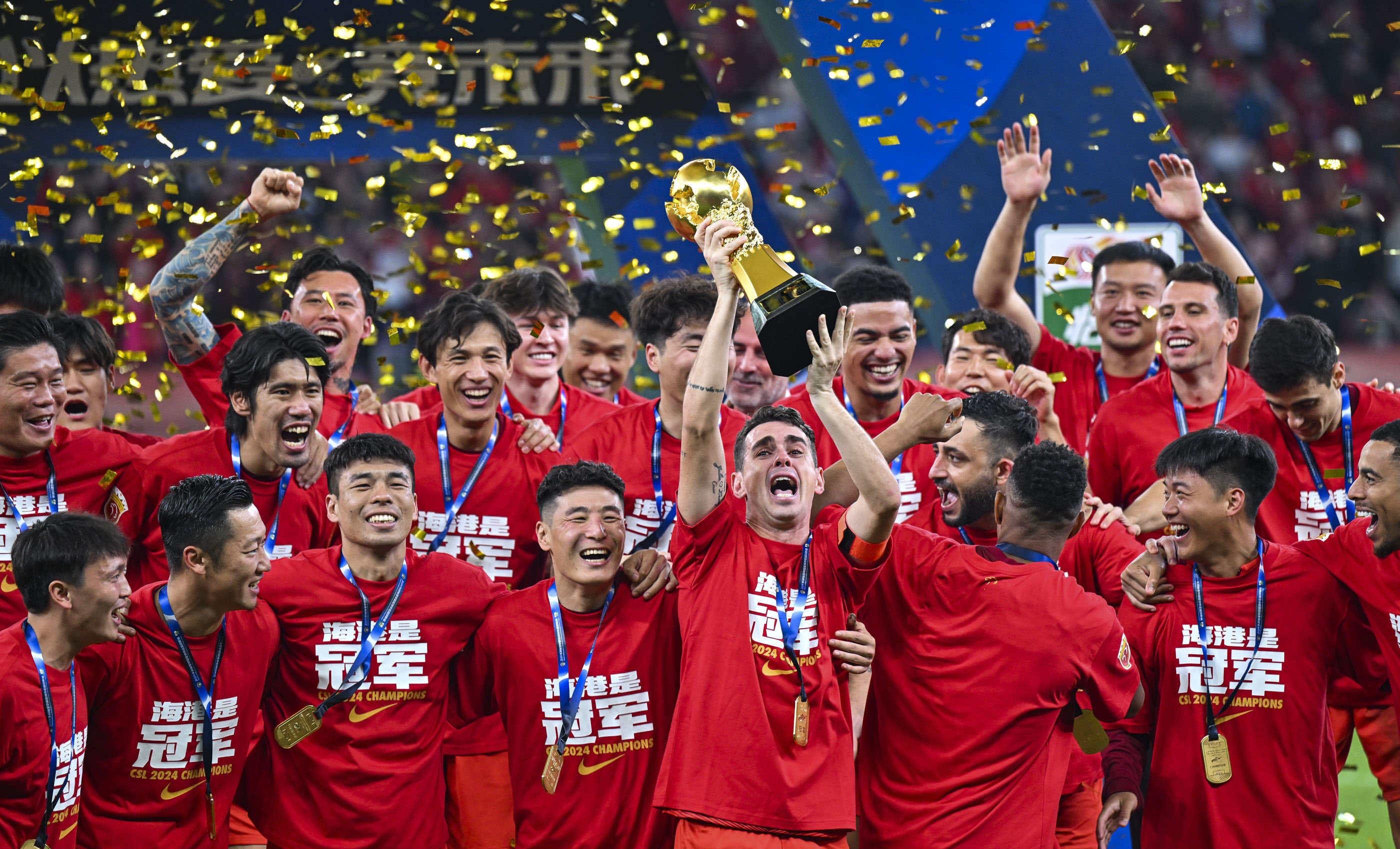 中超联赛11月最佳阵容出炉：法比奥、吴曦、王燊超领衔（中超11月最佳阵容揭晓：法比奥、吴曦、王燊超领衔）