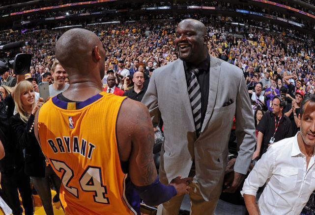 伯恩利遭遇英超七连败连场惜败，排名跌入降级区（伯恩利英超七连败屡遭小负，排名滑落至降级区）