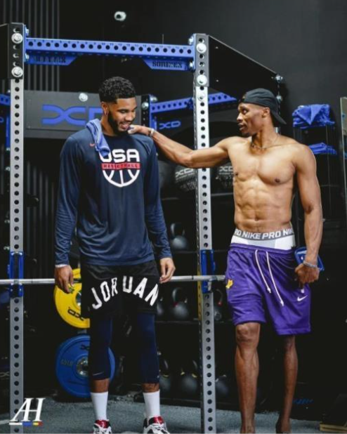 马德兴晒自己的FIFA年度最佳投票：我没有给中国足球记者丢脸（马德兴公布FIFA年度最佳投票：自认未给中国足球记者丢脸）