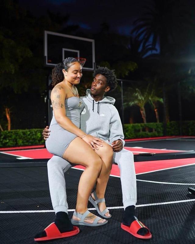 弗拉格兄弟现场助阵，弟弟篮球表现惊艳（弗拉格兄弟现身助威，弟弟篮球大放异彩）