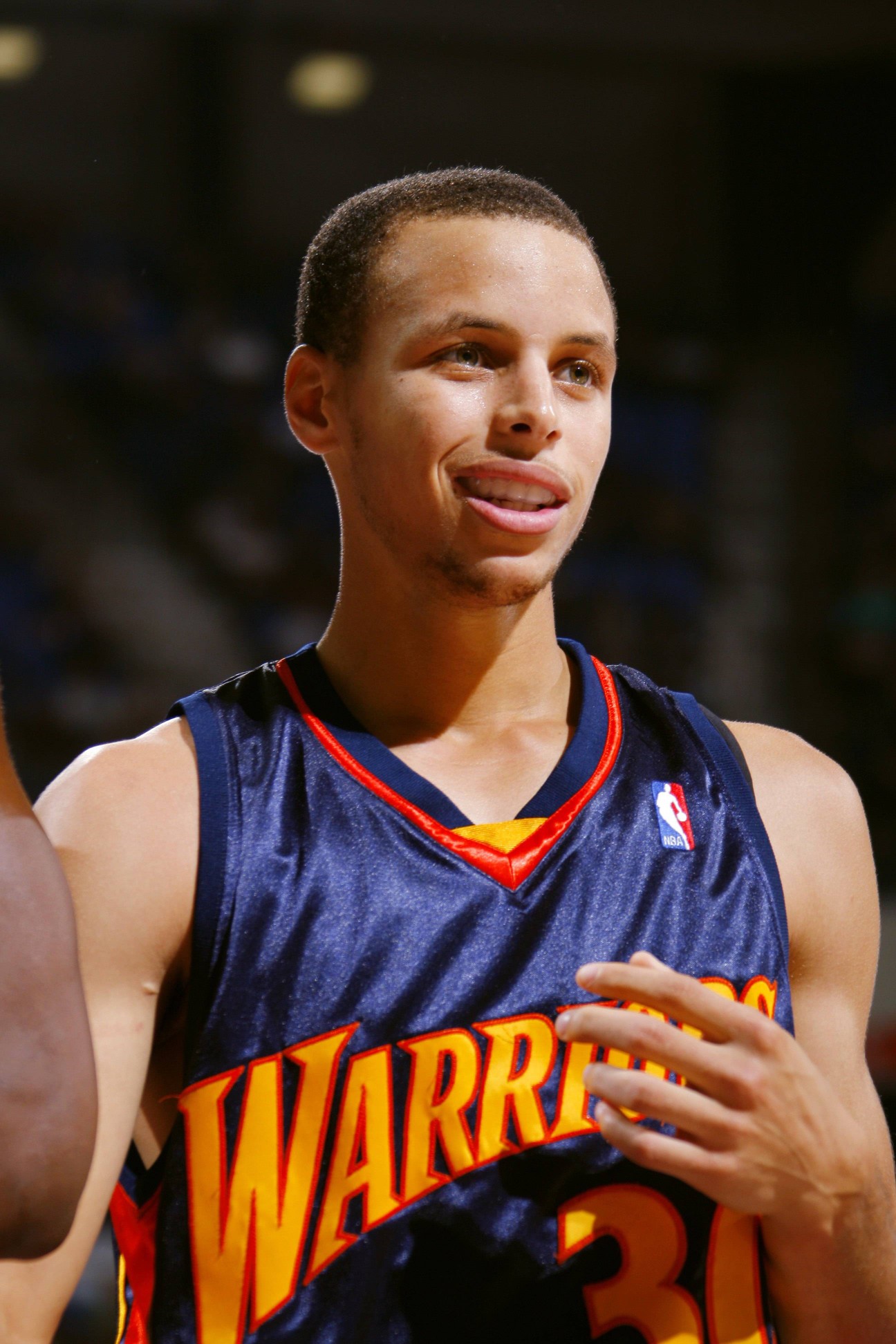 战广岛三箭前路易斯晒照：最后一舞；球员与申花合同月底到期（广岛三箭战前，路易斯晒照称“最后一舞”，与申花合同月底到期）