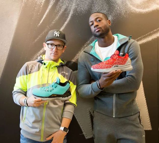 山东后场展最强模式！高诗岩统治决胜期，谢智杰于德豪攻守一体（山东后场火力全开！高诗岩统治末节决胜，谢智杰、于德豪攻防俱佳）